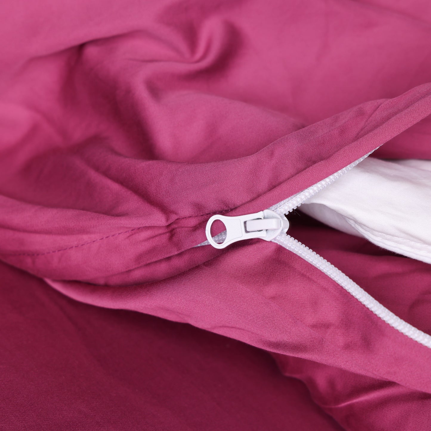 Magnetic Clip & Zip Quilt Cover
